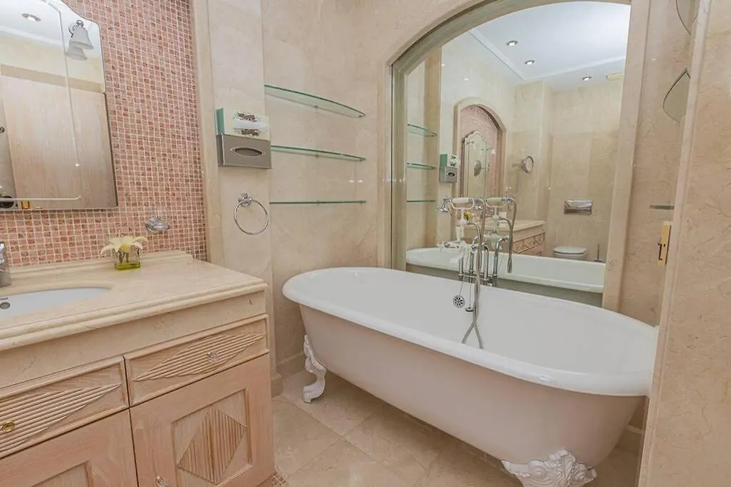 Luxe Apartments Hotel Del Golf - Las Brisas Marbella